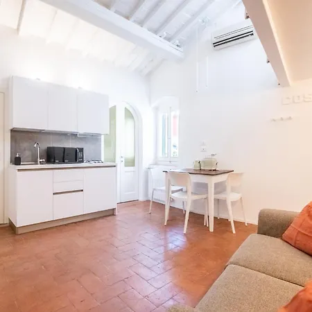 Appartamento Costa61 Window - 200mt Ponte Vecchio *