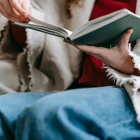 Quiet Hideway 650ft Ponte Vecchio Costa61 *