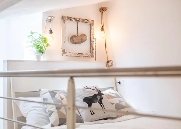 Quiet Hideway 650ft Ponte Vecchio Costa61 Apartment